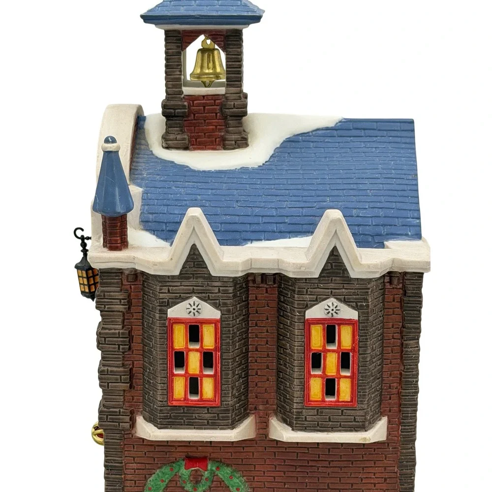 Dept 56 Christmas in the City 42nd St Fire‎ Company 56.58914 Light House Retired